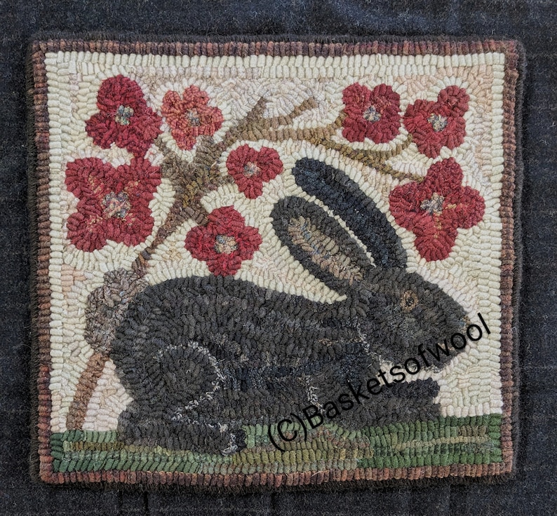 Hooked Rugs With Rabbits Springtime Bunny- Linen Rug Hooking Pattern - Etsy