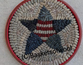 One-Of-A Kind Hooked AMERICANA STAR in Red Vintage Metal Tray
