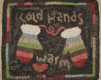 Primitive Folk Art Rug Hooking Pattern~Warm Heart
