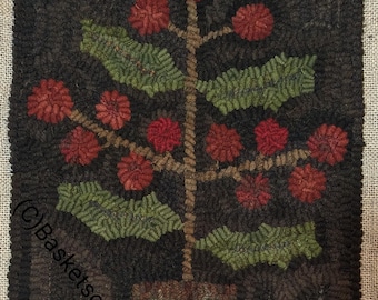 Primitive Rug Hooking Pattern~Holly Basket