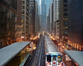 Chicago L Train Print, Elevated Railway Skyline Photo, Winding Track Art, Industrial Cityscape Wall Decor, Moody Chicago Poster