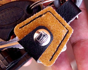 Sparkle Guitar Pick Keychain Holder, Upcycled Vinyl