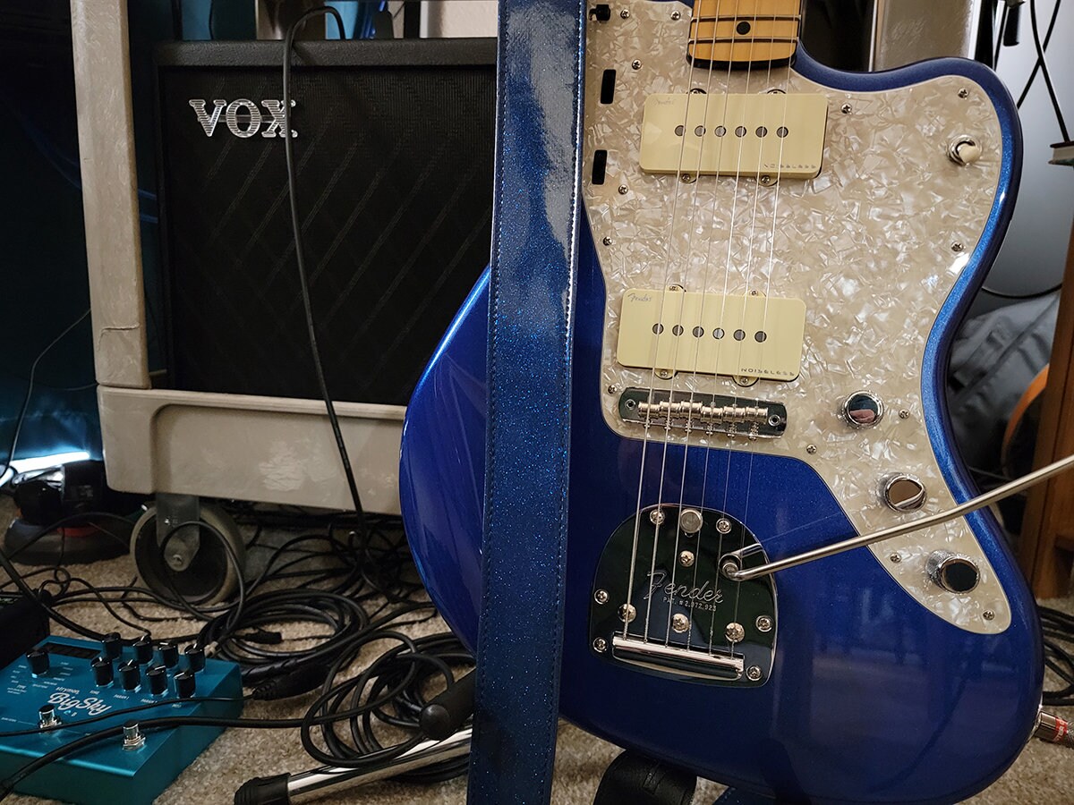 Blue Sparkle Metal Flake Vintage Style Guitar Strap, 60s