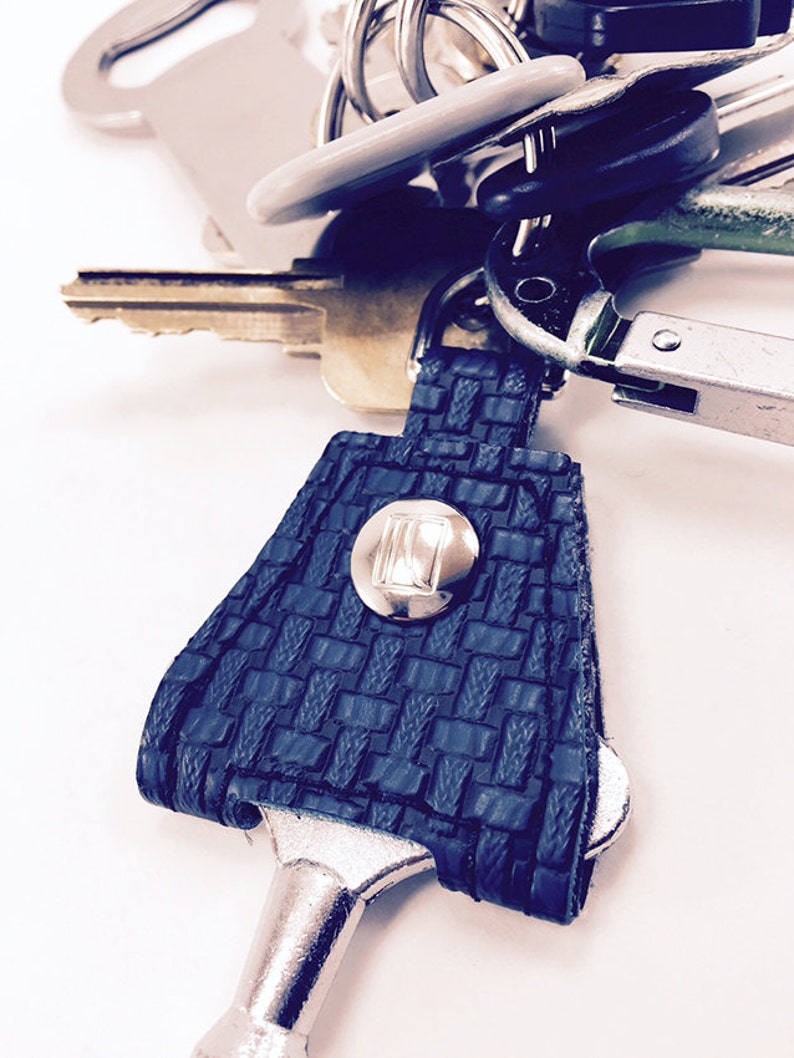 Upcycled Drum Key Holder Keychain Made of Vintage Car Vinyl Etsy