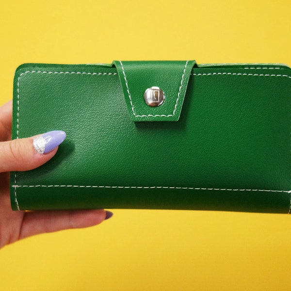 Kelly Green Womens Long Wallet, Holds Checkbook, Phone, Bills, Receipts, Snap and Zipper, Handmade in USA