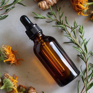 Scar oil (herbal)