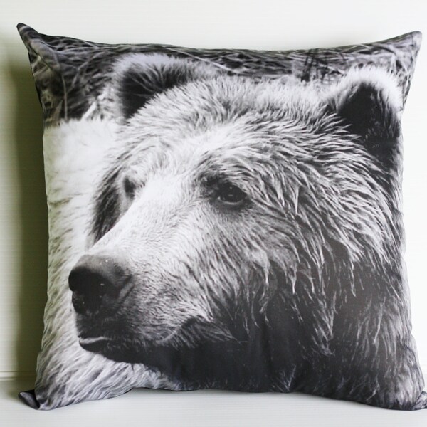 Animal pillow ,GRIZZLY BEAR pillow, animal pillow, throw pillow, eco friendly organic cotton pillow, 16x16 ,40cmx40cm