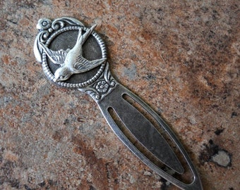 Elegant Vintage Inspired Bookmark in Antiqued Silver
