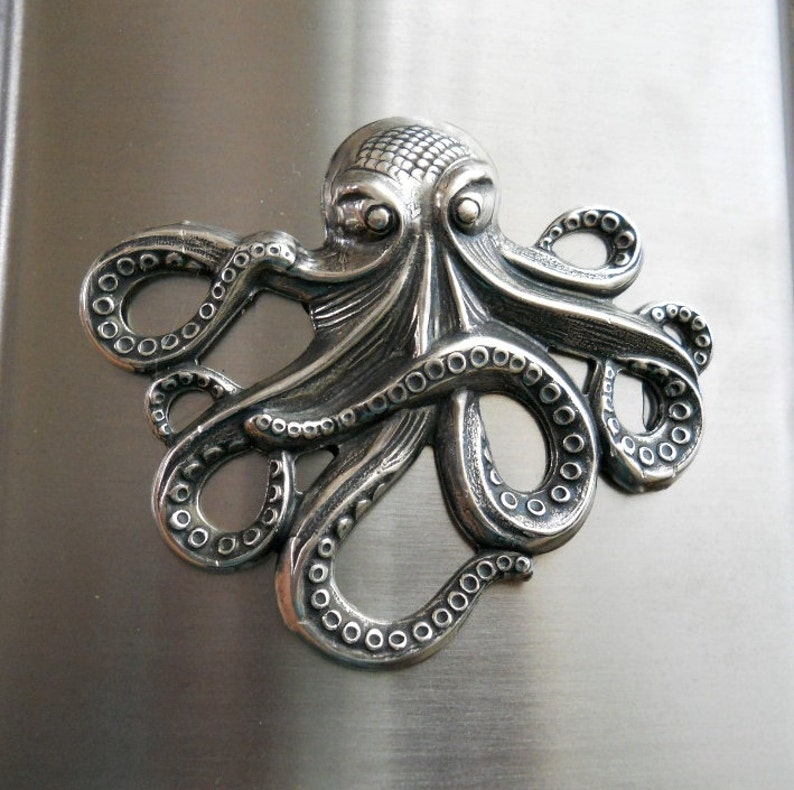 Flask, 8 Oz. Steampunk Octopus Silver Flask , Gentleman's or Lady's Liquor Flask image 3