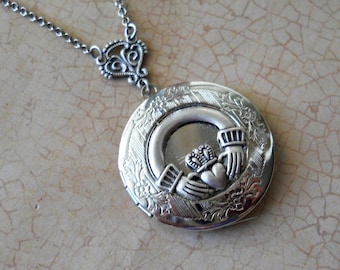 Claddagh Irish Wedding Locket