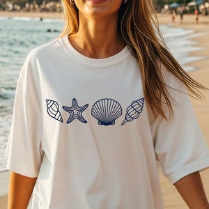 SeaShell Shirt, Beach T-Shirt, Summer Woman Shirt, Aesthetic Shirt, Ocean Lover Gift, SeaShell T-Shirt, Gift For Her, Vacation T-Shirt