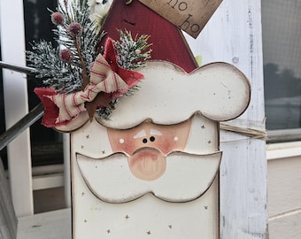 Chunky wooden Santa, Christmas dècor, holiday dècor, Bunco prizes