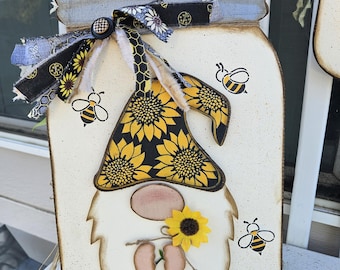 Sunflower Bee Gnome, home decor, garden decor, bunco prizes