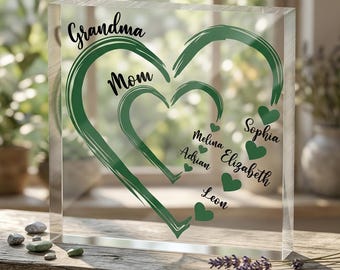 Personalized Grandma Mom Heart Acrylic Plaque, Custom Kid and Grandkid Name Desk Decor, Mother's Day Gift, Multi-Generation Heartwarming Art