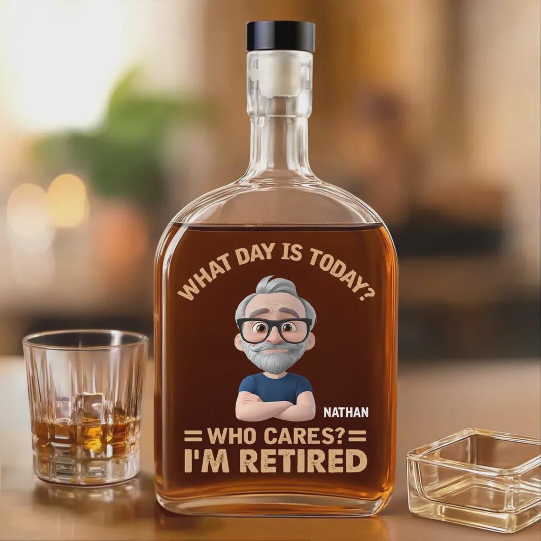 Personalized Whiskey Decanter – Cartoon Avatar, Funny Retirement Gift ...