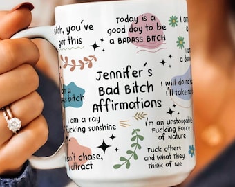Taza personalizada con frases de Bad B*tch: un divertido regalo de empoderamiento