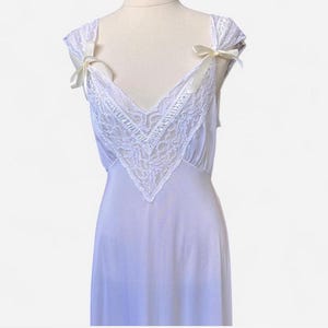 Vintage Bendon white nylon & lace Bridal slip