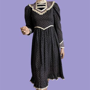 XS Gunne Sax Blue Floral Prairie Dress