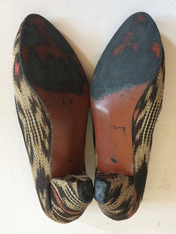 Vintage 80s Ikat Pumps - image 4