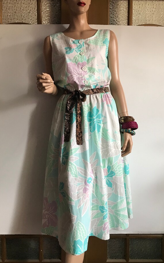 Small 80s Pastel Floral Dress