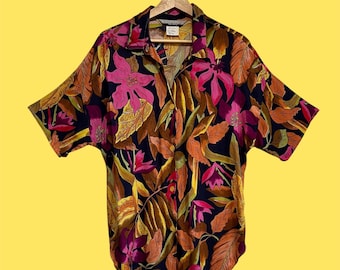 Dark Floral 90s Short Sleeve Button Down Shirt