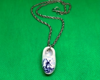 Dutch Shoe Necklace