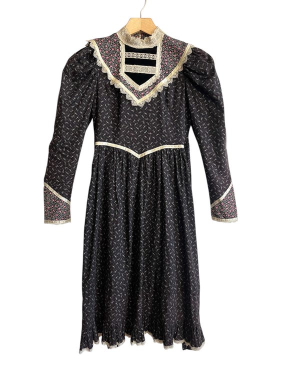 XS Gunne Sax Blue Floral Prairie Dress - image 3