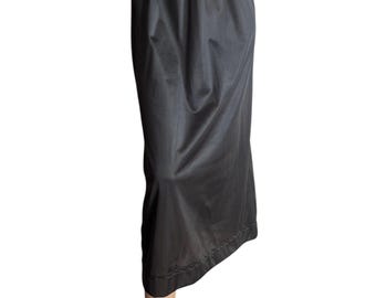 Long Black 60s Slip