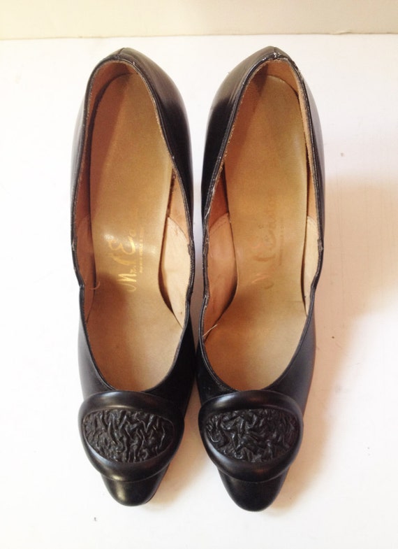 Vintage Mr Easton Pumps Size 6 - image 2