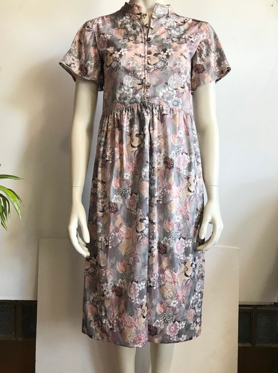 Mauve and Gray Floral Dress Size Medium - image 6