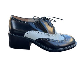 5.5 Womens Leather Black and White Wingtip Brogue Shoes