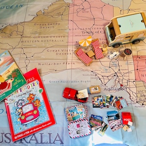 GEWELDIGE AUSSIE ROADTRIP: houten caravanspeelgoedset, kaartspeelkleed, minipostbezorging, boeken