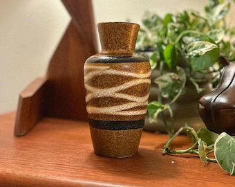 1970&#39;s vintage Scheurich Karamik 523-18 brown and white &#39;fat lava&#39; West German vase