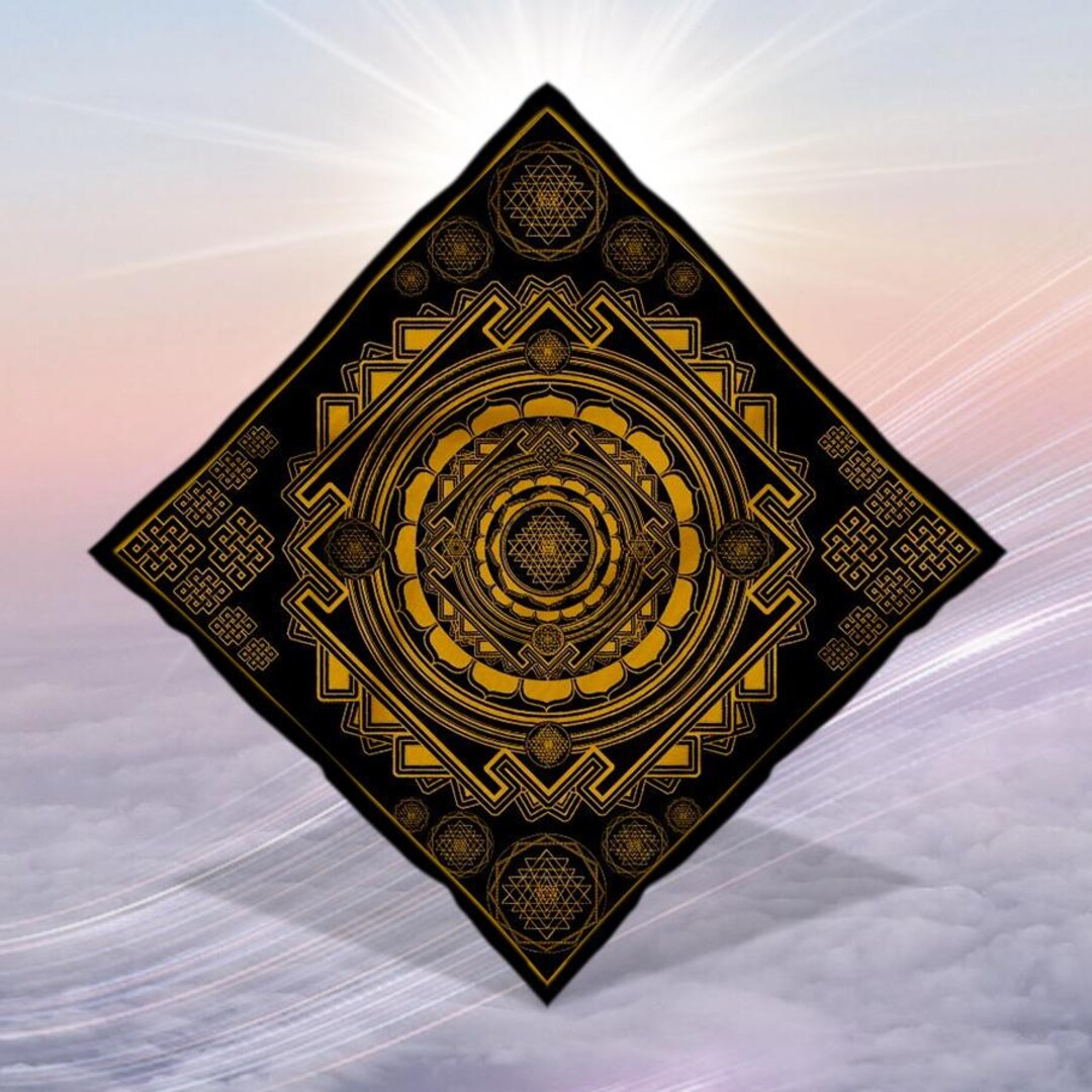 Sri Yantra Bandana – Sacred Geometry Art for Festivals & Rituals - Etsy