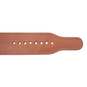 Peut inclure: Gros plan sur un bracelet de montre en cuir marron clair avec sept trous espac&eacute;s. Le bracelet a des coutures blanches sur les bords et une extr&eacute;mit&eacute; arrondie. Le bracelet est de couleur neutre.