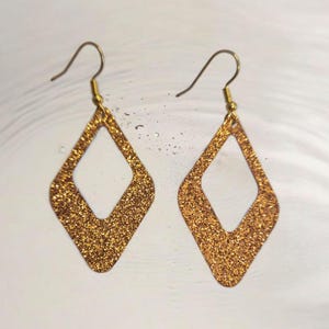 Orecchini in carta glitterata fine accessori moda serali
