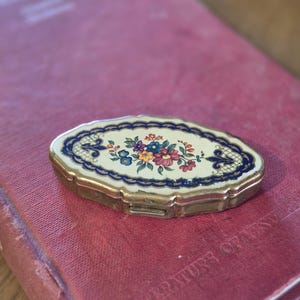 Stratton Pill Box