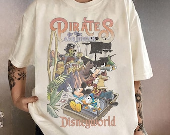 Retro Disneyworld Fluch Der Karibik Komfort Farben Shirt, Disney Reise 2026, Disney Kreuzfahrt Piraten, Micky Piraten Tee