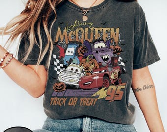 Retro Beleuchtung McQueen Halloween Shirt, Disney Car Land Shirt, Autos Halloween Shirt, Tow Mater McQueen Halloween Disney Shirt