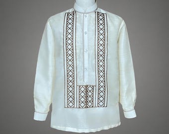 刺繍入りオーガンザ バロン タガログ語: フィリピンの古典的な