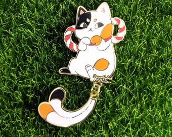 Bakeneko - Dangle Tail Enamel Pin