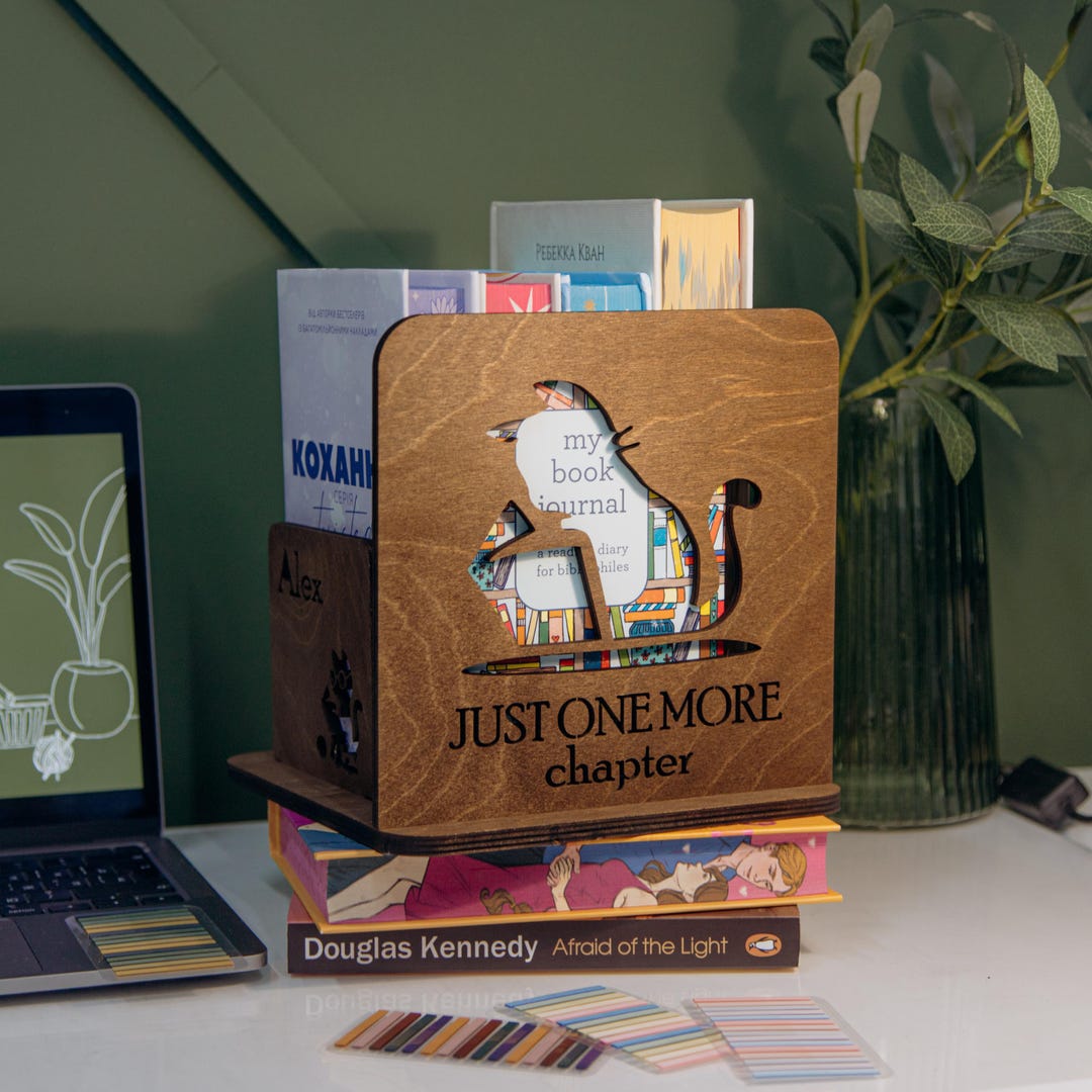 Custom Book Stand With Name & Cat - Valentine's Day Gift Ideas for Book ...