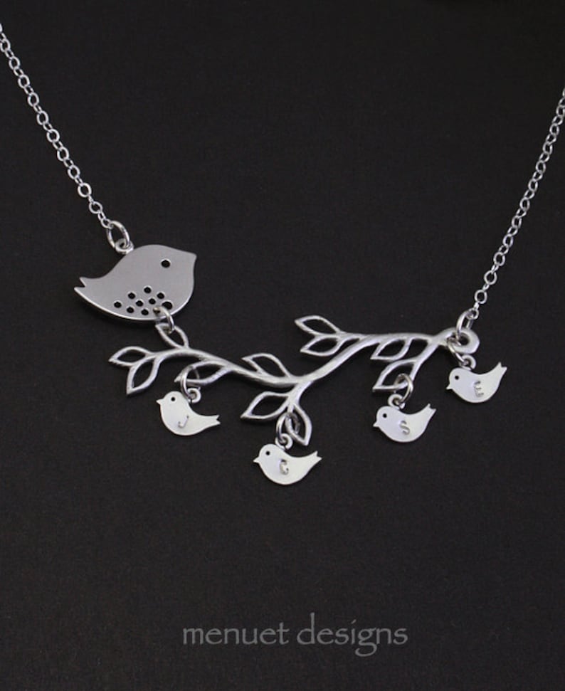 Monogram Baby Bird Necklace Wedding Gift for Mother or Grandmother Bird Charm Personalized Initial Necklace for Mother Family Tree
