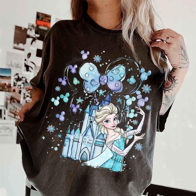 Pode incluir: Um conjunto de tr&ecirc;s canecas de cer&acirc;mica com acabamento fosco e salpicado. As canecas s&atilde;o em tons de creme, cinza claro e cinza escuro. Cada caneca tem um design simples e minimalista, perfeito para caf&eacute; ou ch&aacute;.