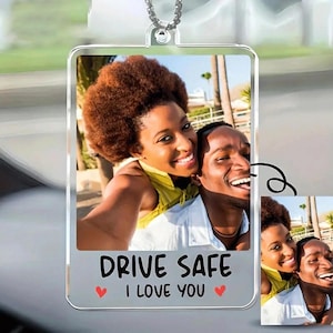 Personalisierte Foto Auto Ornament, kundenspezifisches Foto Auto Spiegel Tag, Rückspiegel Ornament, Geschenk für sie Geschenk für ihn, Geburtstagsgeschenk