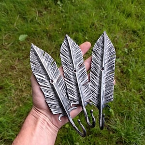 Iron Hook Hand Forged Hooks For Wall Vintage Style Rustic Decor Forged Hardware Unique Feather Metal Forged Nib Iron Wall Decoration Rustic