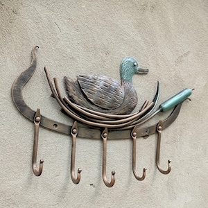 Metal Hook Rack with Duck Vintage Wall Hanger for Keys Coats Towels Rustic Farmhouse Decor Unique Gift for Nature Lovers Vintage Wall Decor