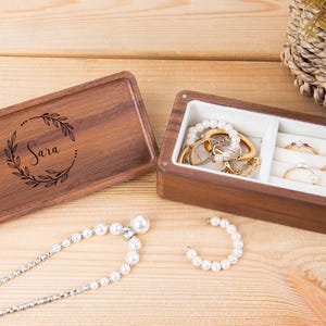 Jewelry Organizer-Personalized Travel Case for Women, Bridesmaid Gift, Wooden Jewelry Organizer, Personalized Jewelry Box, Mothers Day Gift