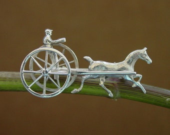 Sterling Silver Harness Racing Brooch: Equestrian Sulky Horse Pin