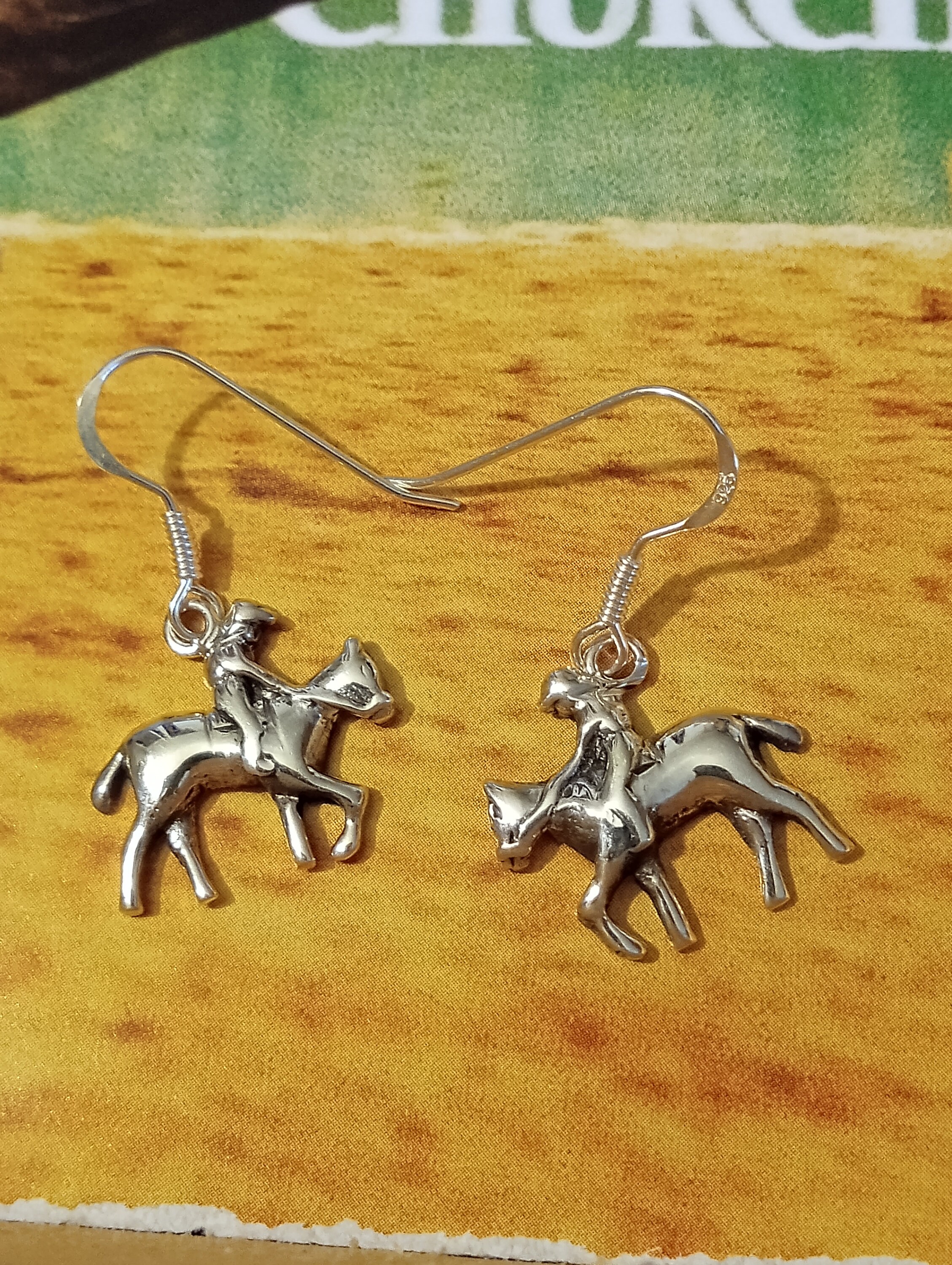 Orecchini a cerchio con unicorno carino in argento sterling 925 color oro per gioielli vintage da donna Nuovo FQL20509  36
